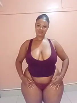 Luciouslips00 online show from 05/07/26, 04:45