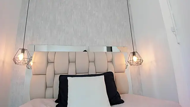 Alahia Baiter online show from 12/10/24, 02:39