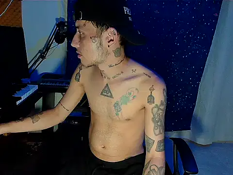 patrik tattoo  online show from 12/03/24, 02:25