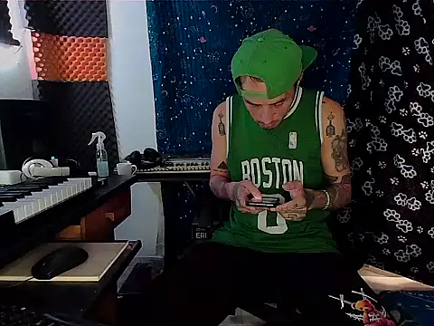 patrik tattoo  online show from 02/10/25, 01:33