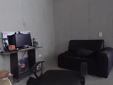 patrik tattoo  online show from 04/04/26, 03:42