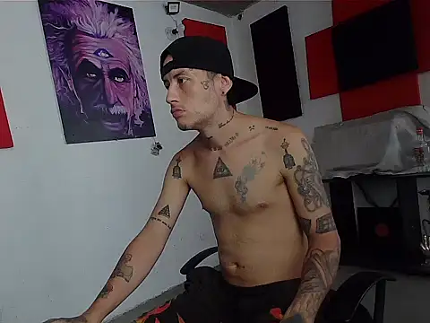 Snapshot of patrik_tattoo_ chatting on 06/22/26, 09:45 patrik tattoo online show from 06/22/26, 09:45