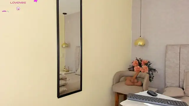 tutu milf online show from 07/21/26, 07:16