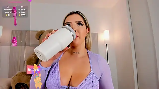 saraamiller  online show from 02/22/25, 05:23