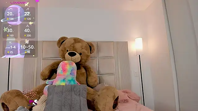 saraamiller  online show from 03/08/25, 01:50