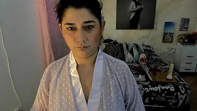 alinabozz1 online show from 01/31/26, 09:35