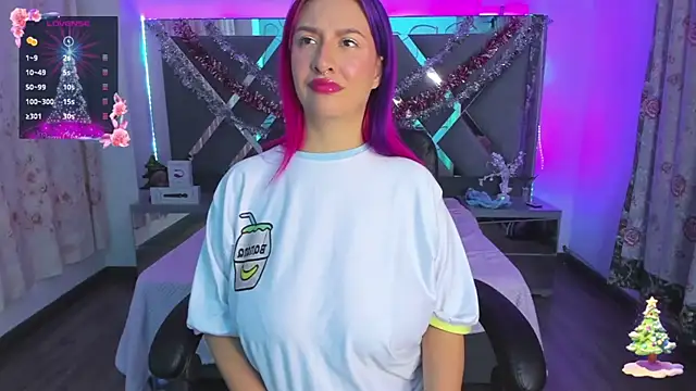 Snapshot of Malala_18 chatting on 01/04/25, 02:35 Malala 18 online show from 01/04/25, 02:35