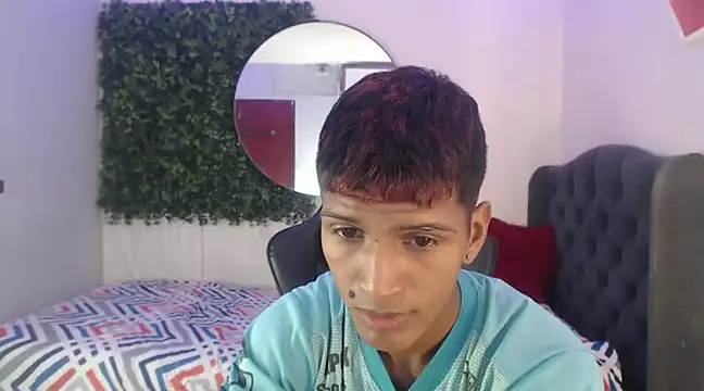 mau elixxx online show from 01/03/25, 10:08