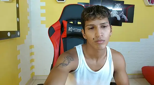 mau elixxx online show from 02/05/25, 02:19