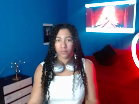 bellacrespalatina online show from 11/20/25, 04:40