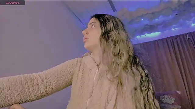 Snapshot of Lauu_G chatting on 03/01/25, 03:21 Lauu G online show from 03/01/25, 03:21