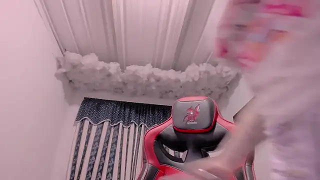 Snapshot of Lauu_G chatting on 09/15/25, 09:20 Lauu G online show from 09/15/25, 09:20