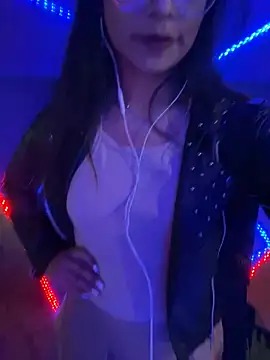 Snapshot of Jade_Zephyra chatting on 12/08/24, 01:24 Jade Zephyra online show from 12/08/24, 01:24