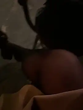 Snapshot of Jade_Zephyra chatting on 02/15/25, 04:14 Jade Zephyra online show from 02/15/25, 04:14