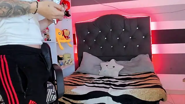  tatho perovich  online show from 12/04/24, 04:54