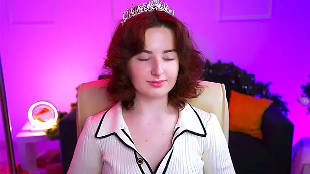 AnnTerry  online show from 02/04/25, 11:49