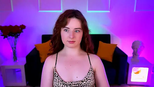 AnnTerry  online show from 11/28/25, 02:20