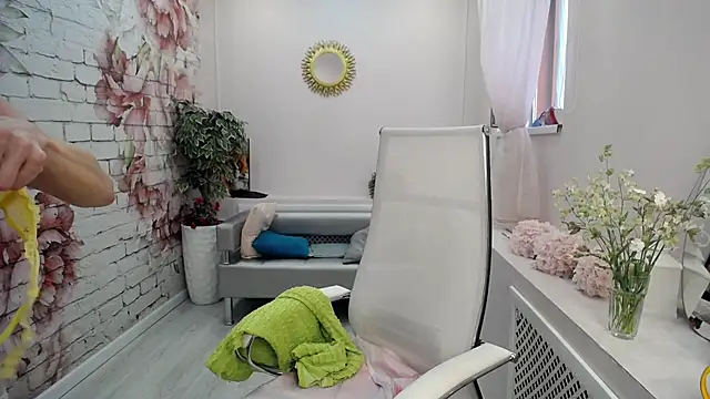 Snapshot of Cutie_Asya chatting on 06/09/26, 04:24 Cutie Asya online show from 06/09/26, 04:24