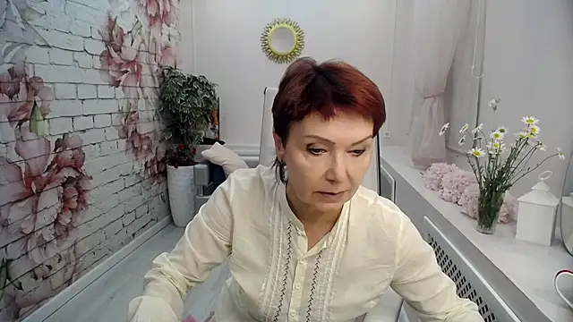Snapshot of Cutie_Asya chatting on 06/17/26, 04:04 Cutie Asya online show from 06/17/26, 04:04