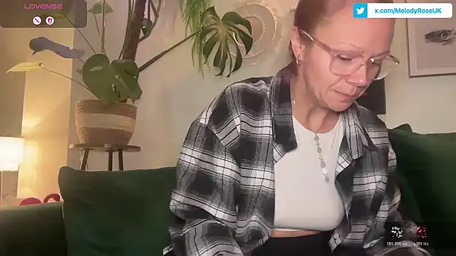 MelodyRoseUk online show from 12/21/25, 10:44