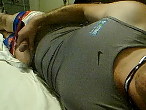 Snapshot of frank32love chatting on 03/21/25, 09:12 frank32love online show from 03/21/25, 09:12