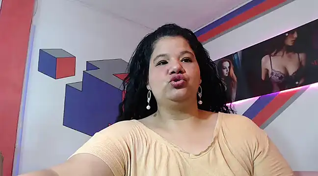 Snapshot of may_prg chatting on 12/14/24, 07:14 may prg online show from 12/14/24, 07:14