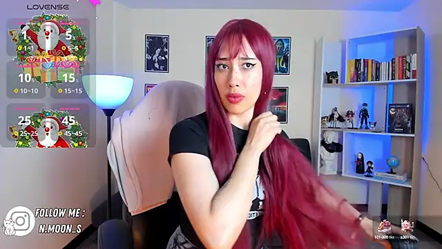 Snapshot of Alanna-Zue chatting on 12/17/24, 10:32 Alanna-Zue online show from 12/17/24, 10:32