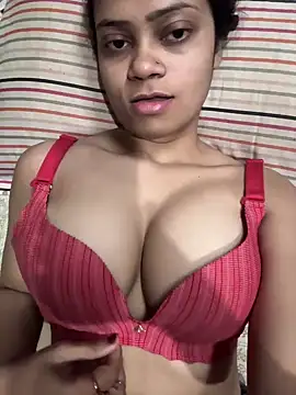 Miss-Kamini online show from 02/18/25, 12:48