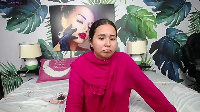 Snapshot of hushaima chatting on 01/10/25, 07:00 hushaima online show from 01/10/25, 07:00