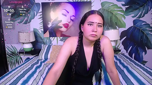 Snapshot of hushaima chatting on 01/14/25, 07:00 hushaima online show from 01/14/25, 07:00