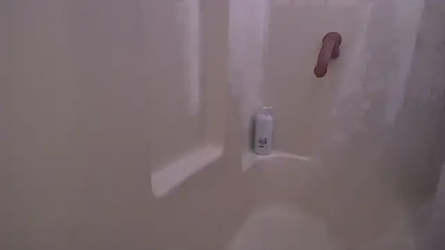 Snapshot of Daddyking6989 chatting on 01/06/25, 01:41 Daddyking6989 online show from 01/06/25, 01:41