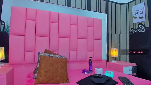 Brithanyslim online show from 01/31/25, 07:51