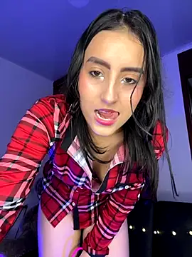 EmySofia online show from 11/22/25, 03:16