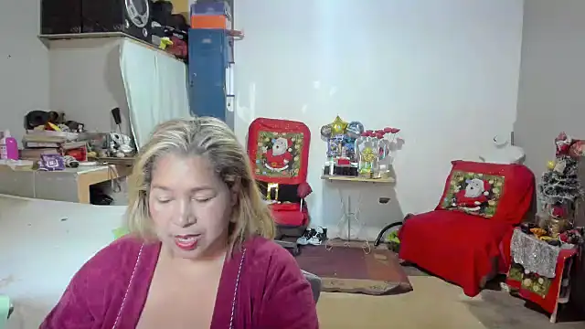 Snapshot of anubys_godes chatting on 01/18/26, 11:47 anubys godes online show from 01/18/26, 11:47