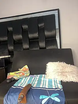 Snapshot of chiquimaturesexy chatting on 03/14/25, 09:21 chiquimaturesexy online show from 03/14/25, 09:21