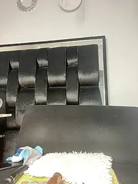 Snapshot of chiquimaturesexy chatting on 03/17/25, 02:01 chiquimaturesexy online show from 03/17/25, 02:01