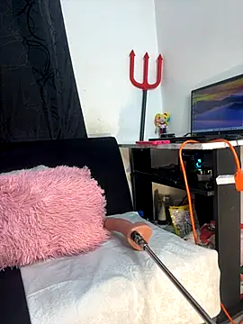 Snapshot of chiquimaturesexy chatting on 10/18/25, 07:47 chiquimaturesexy online show from 10/18/25, 07:47