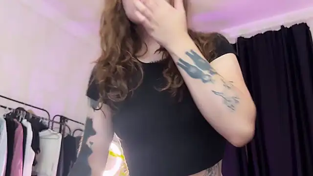 PaulaPratt online show from 12/03/24, 05:20