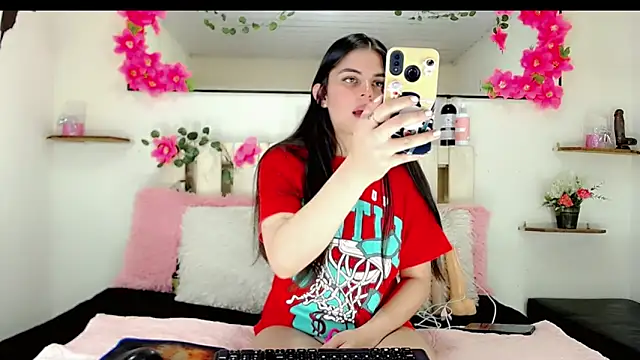 Snapshot of Madisson_Ivanova chatting on 12/28/24, 05:44 Madisson Ivanova online show from 12/28/24, 05:44