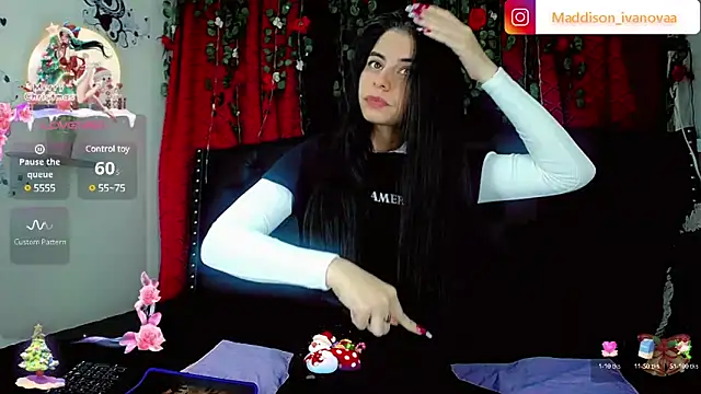 Snapshot of Madisson_Ivanova chatting on 12/31/24, 05:11 Madisson Ivanova online show from 12/31/24, 05:11