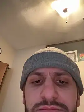 Snapshot of zachandwill chatting on 02/01/25, 03:50 zachandwill online show from 02/01/25, 03:50