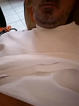 1talianBeutifulCock online show from 04/28/26, 12:21