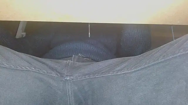 Snapshot of nass21cmm chatting on 03/09/25, 01:04 nass21cmm online show from 03/09/25, 01:04