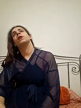 perla97 online show from 12/15/24, 10:47