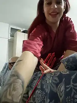 perla97 online show from 10/31/25, 05:47