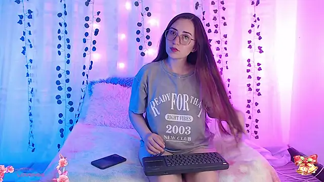 centaurigirl online show from 12/29/24, 10:03