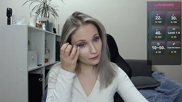 Sunny bunny6 online show from 02/01/25, 11:48