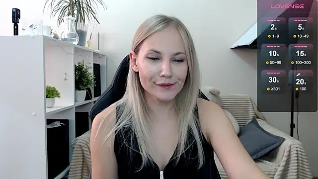 Sunny bunny6 online show from 09/18/25, 09:55