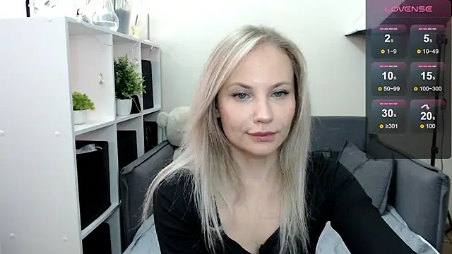 Sunny bunny6 online show from 09/19/25, 06:04