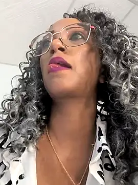 Amaliu  online show from 02/16/25, 06:32